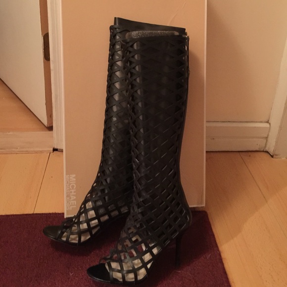 COPY - Michael Kors Larissa Boot - Picture 1 of 2